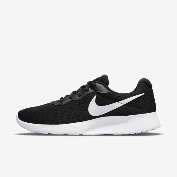 Nike Tanjun Classic Black and White Running Shoes Size 10 - Picture 1 of 10